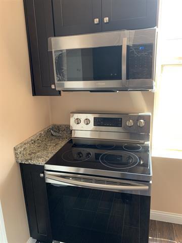 property at 828 Saratoga St