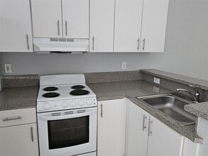 853 SW 2nd St in Miami, FL - Building Photo - Building Photo