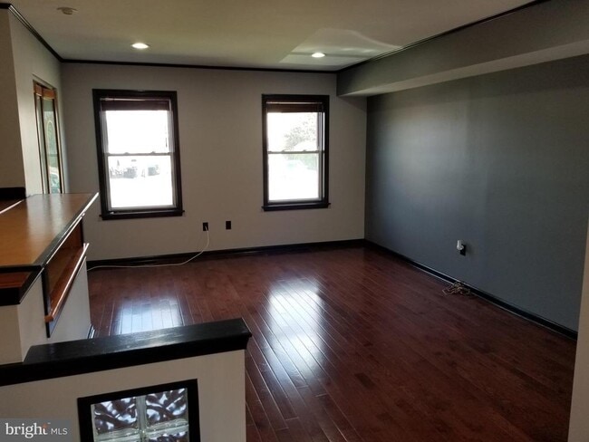 445 W 6th Ave in Conshohocken, PA - Building Photo - Building Photo