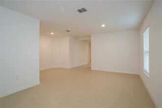 1378 Brenway Dr in Mascotte, FL - Building Photo - Building Photo