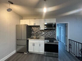 1325 S 21st St in Philadelphia, PA - Building Photo