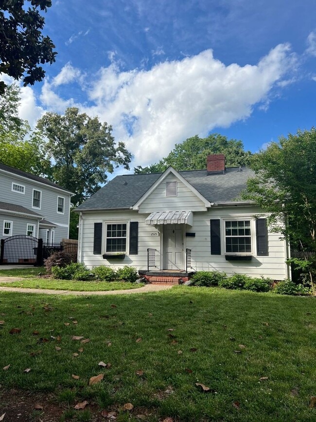 2525 Bay St in Charlotte, NC - Building Photo - Building Photo