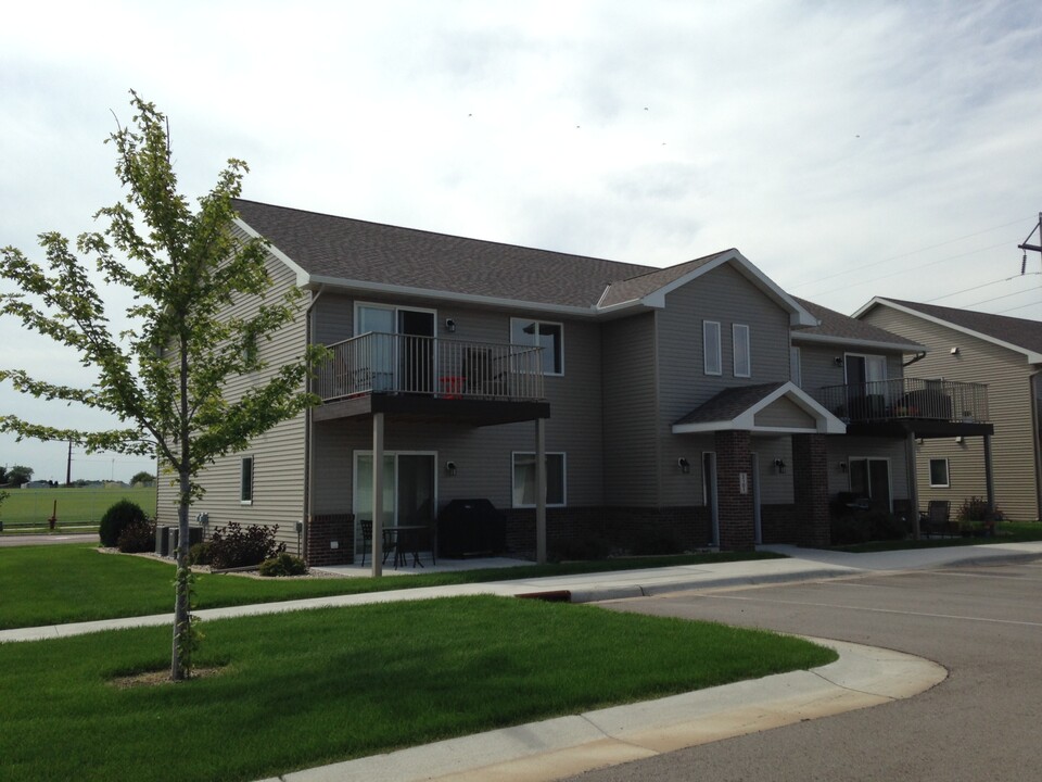 2108 Arlington Trl, Unit 4 in North Mankato, MN - Foto de edificio