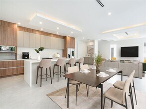 1703 SW 23rd St in Fort Lauderdale, FL - Building Photo - Building Photo