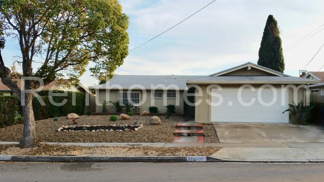 property at 310 E Moss St