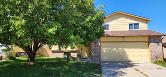 123 49th Ave Ct in Greeley, CO - Building Photo