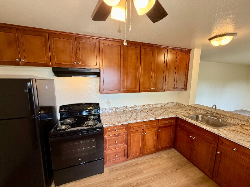 1020 Dolores St in Livermore, CA - Building Photo