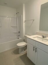 2319 Green Valley St in Daytona Beach, FL - Building Photo - Building Photo