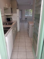 6490 Collins Ave, Unit 18 in Miami Beach, FL - Building Photo