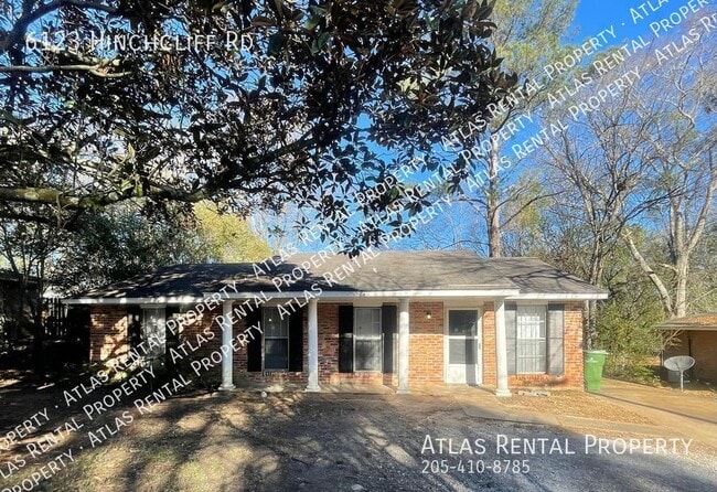 property at 6123 Hinchcliff Rd