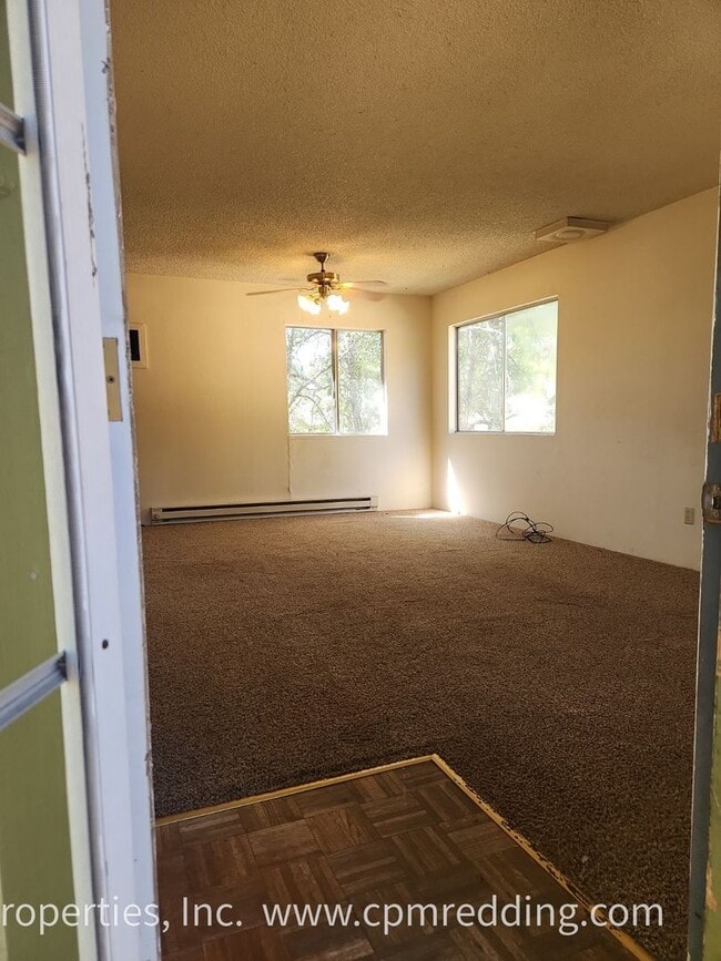 51 N Miner St in Weaverville, CA - Building Photo - Building Photo