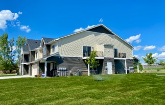 2130 4th Ln SE in Cambridge, MN - Building Photo