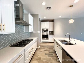 2039 S Osborn Ln in Gilbert, AZ - Building Photo - Building Photo