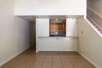 2342-2348 Hartsfield Way in Tallahassee, FL - Building Photo - Building Photo