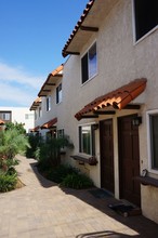 909 Diamond St Condominiums in San Diego, CA - Building Photo - Building Photo