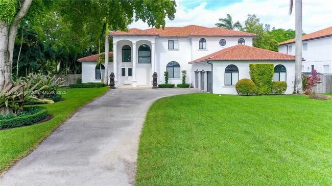 6950 SW 97th Ave in Miami, FL - Building Photo - Building Photo