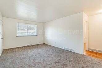 57 Newland Ct in Lakewood, CO - Building Photo - Building Photo