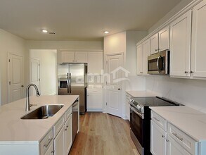 56 Pointe Dr in Dallas, GA - Building Photo - Building Photo