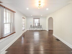 1544 Spruce St in Indianapolis, IN - Foto de edificio - Building Photo
