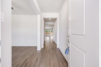 7526 Cascades Pass Dr in Porter, TX - Building Photo - Building Photo
