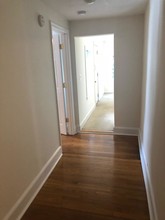 19 Fairbanks St-Unit -2 in Brookline, MA - Building Photo - Building Photo