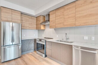 Citrus Commons in Sherman Oaks, CA - Foto de edificio - Building Photo