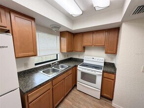 1362 Boylan Ave in Clearwater, FL - Building Photo - Building Photo