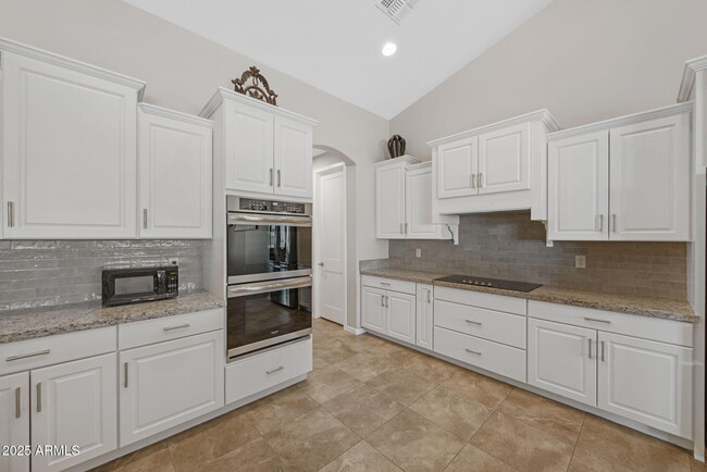 15907 E Desert Vista Trail in Scottsdale, AZ - Building Photo - Building Photo