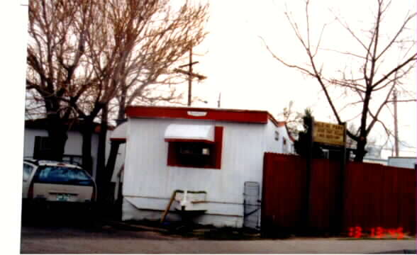 Mile Hi Trailer Court in Commerce City, CO - Building Photo