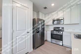 580 Kathleen Pike in San Antonio, TX - Building Photo - Building Photo