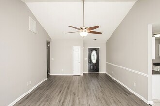 1223 Lykes Ln in Irmo, SC - Building Photo - Building Photo