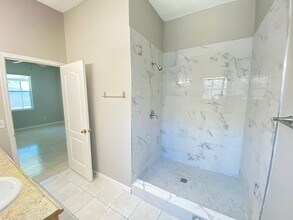 11946 Redbridge Dr in Orlando, FL - Building Photo - Building Photo