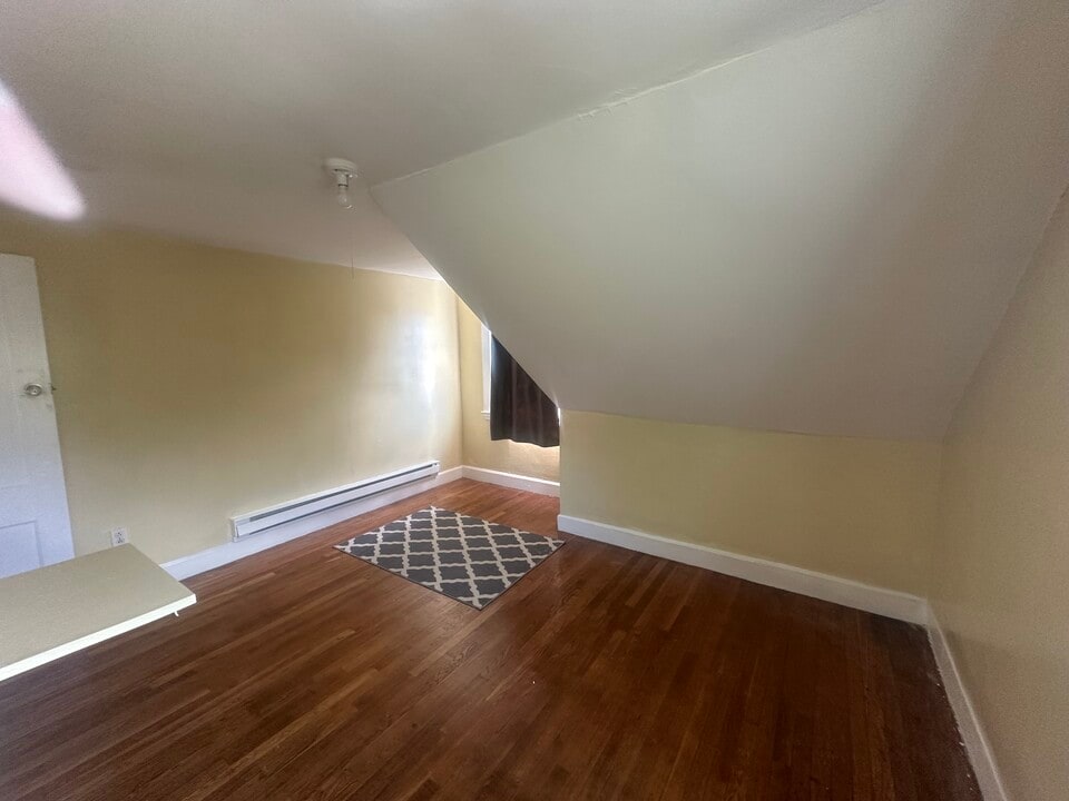 7A Taylor St, Unit 3 in Somerville, MA - Building Photo