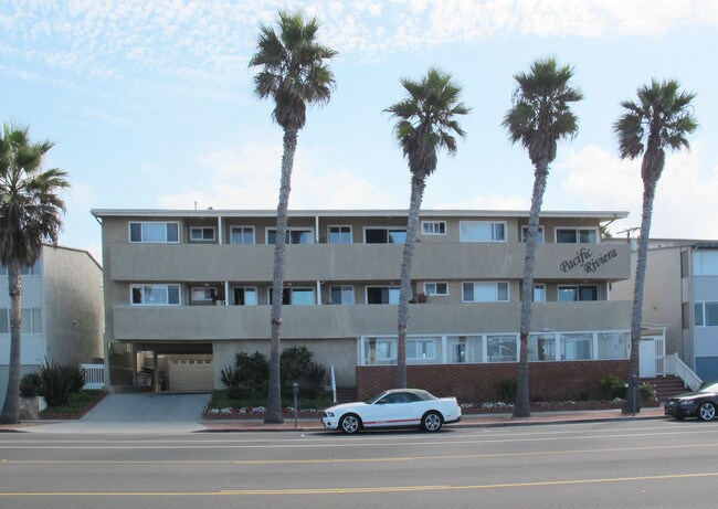 Pacific Riviera in Redondo Beach, CA - Building Photo - Building Photo