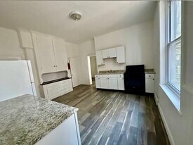 930 W Main St in Norristown, PA - Building Photo