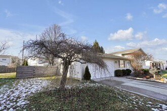 199 N Spring Rd in Westerville, OH - Foto de edificio - Building Photo