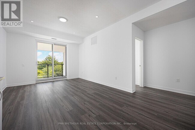 385 Arctic Red Dr in Oshawa, ON - Building Photo - Building Photo