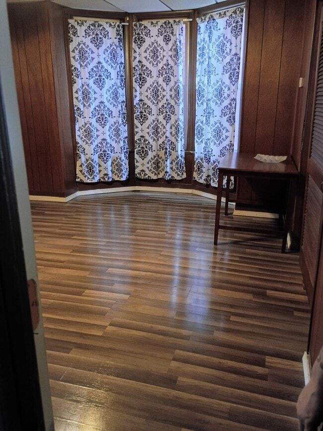 property at 202 5th Ave