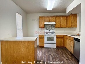 697 N 410 W in Tooele, UT - Building Photo - Building Photo