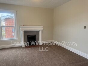 2914 Virginia Ave in Hurricane, WV - Building Photo - Building Photo