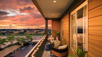 Album Surprise in Surprise, AZ - Foto de edificio - Building Photo