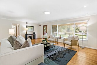 97 Snowden Ave in Atherton, CA - Building Photo - Building Photo
