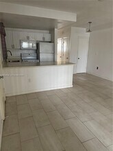 285 NE 191st St in Miami, FL - Building Photo - Building Photo