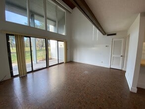 2010 Corner Lake in Haines City, FL - Building Photo - Building Photo