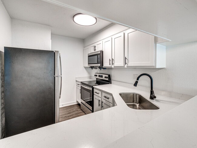 Hearthstone Homes - OKC in Oklahoma City, OK - Building Photo - Building Photo