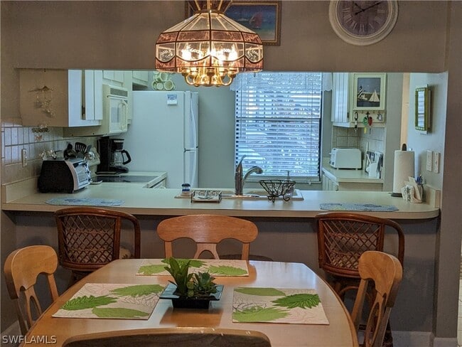 property at 9275 Lake Park Dr