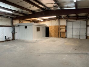 515 Sherman St in Conroe, TX - Building Photo - Building Photo