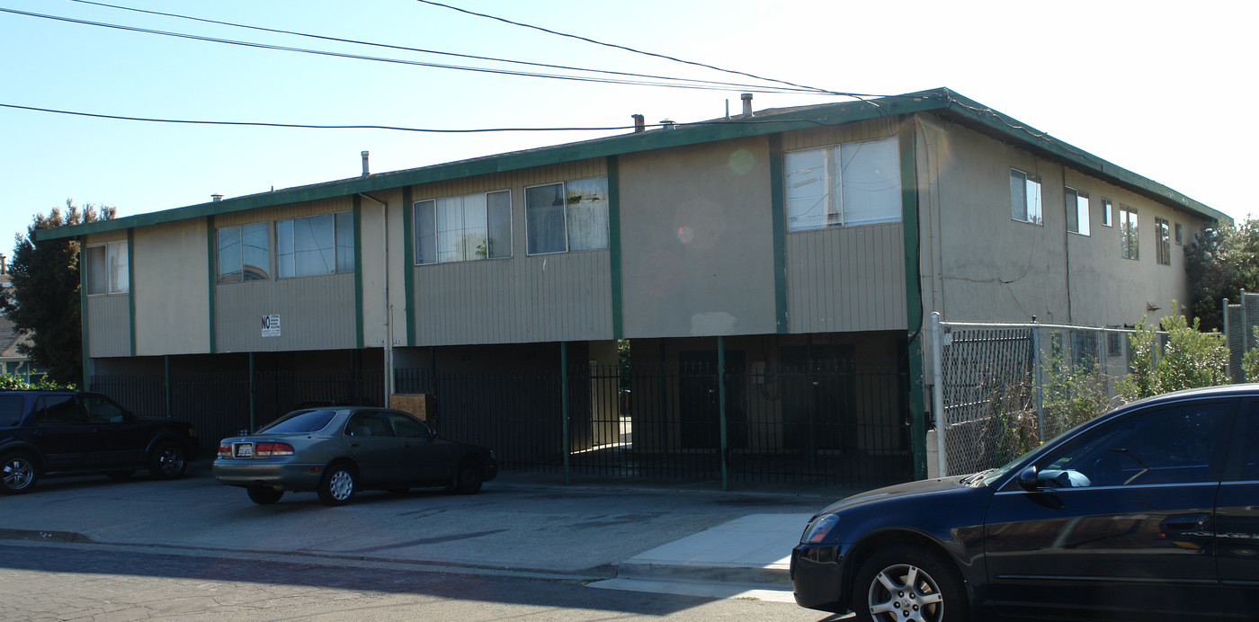 536-546 S 28th St in Richmond, CA - Building Photo