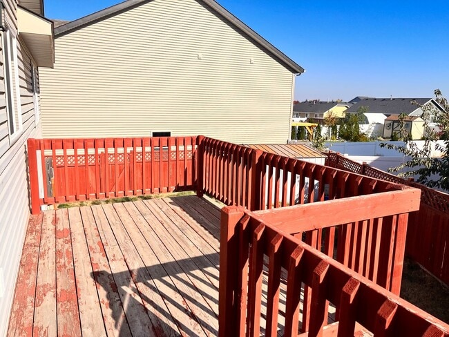 property at 507 S Lawson St