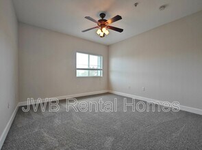 9745 Touchton Rd in Jacksonville, FL - Building Photo - Building Photo